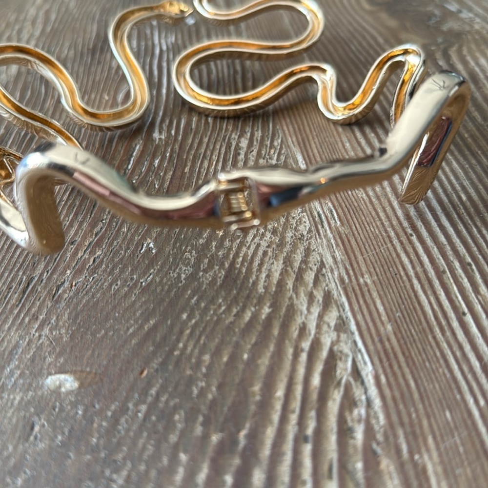 Snake Abstract Hinged Statement Necklace in gold color NWOT - Picture 3 of 4
